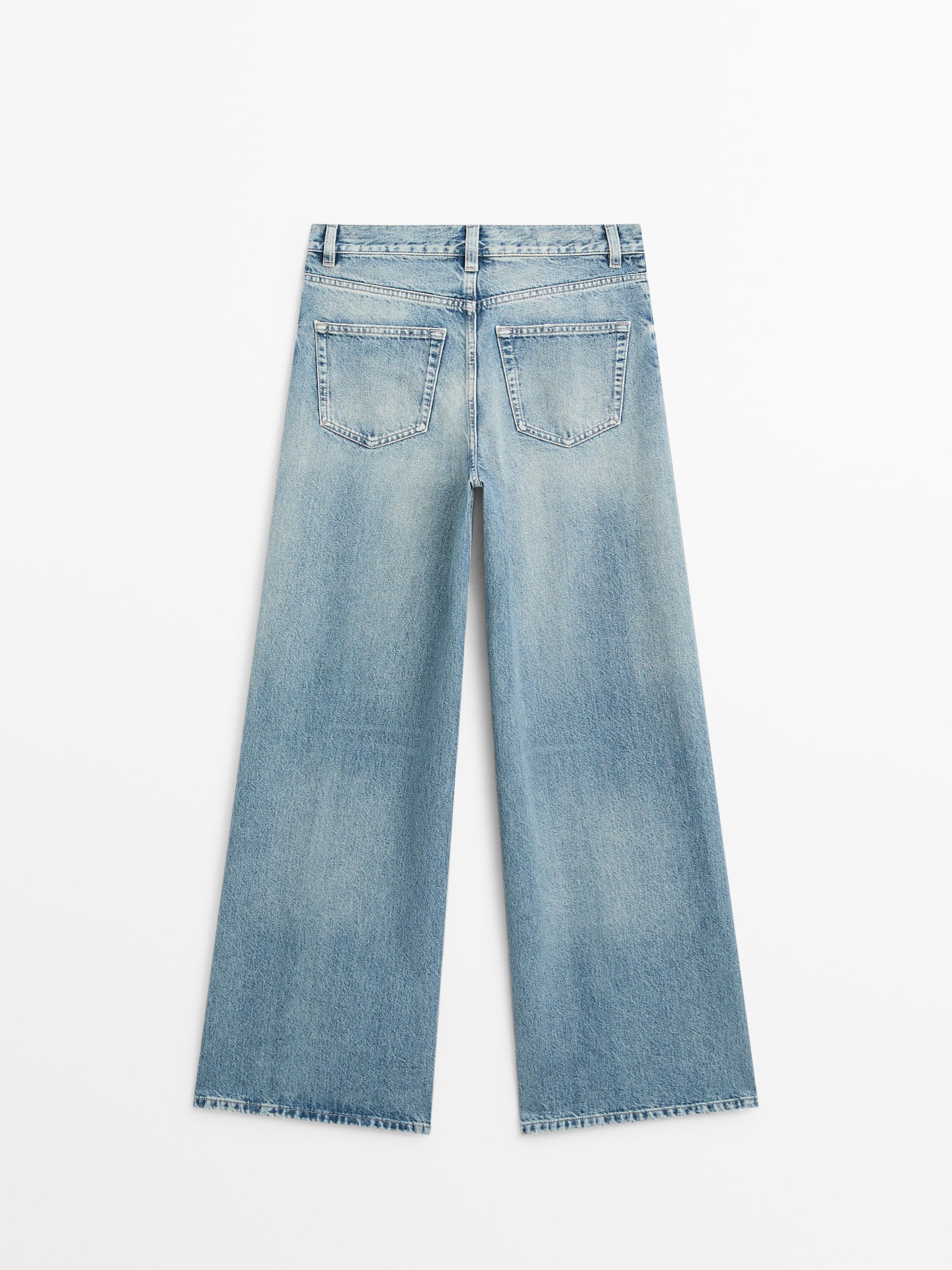 High-waist wide-leg jeans